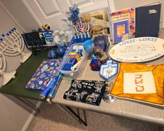 Hannukah items