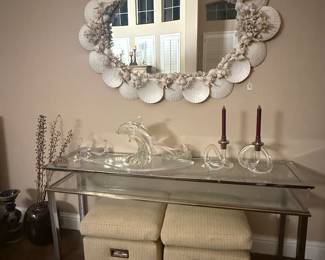 Table, ottoman, mirror