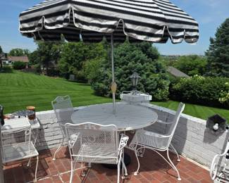 Woodward Patio Set
