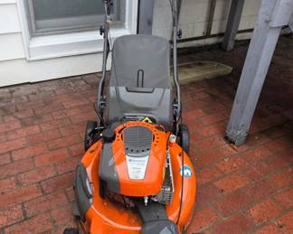 Husqvarna Self-Propelled Lawn Mower