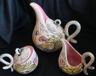 Vintage Hull Potttery “Blossom Flite” Tea Service, 3 pieces