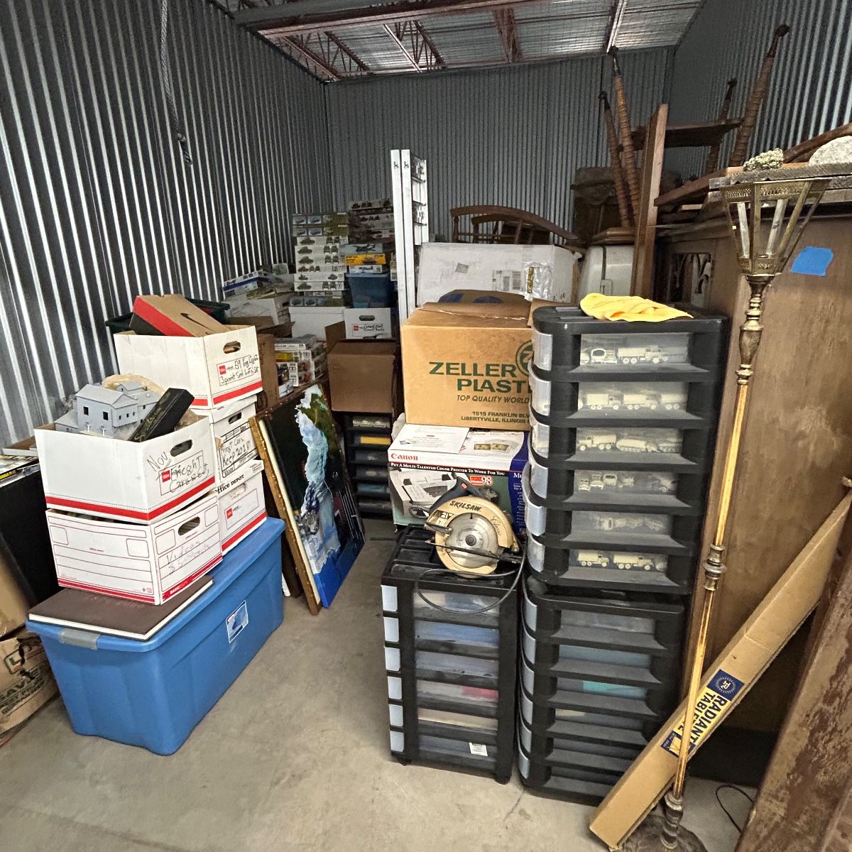 10’x15’ High End Storage Unit Auction Vintage Models, Collectibles, Vintage Art Deco Refrigerator, Furniture and Antiques