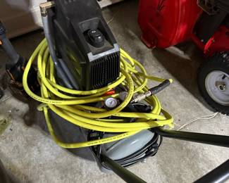 DeWalt Pancake Air Compressor with Hose