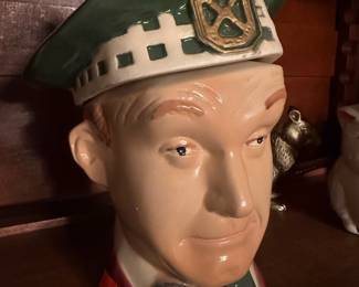 Character Jug / Cookie Jar - Scottish Piper