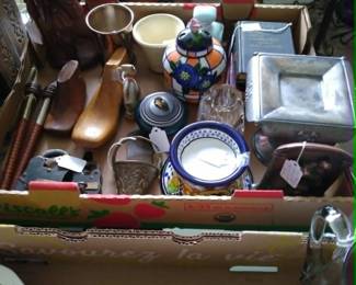 Vintage and antique collectables.