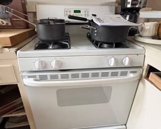 Gas stove