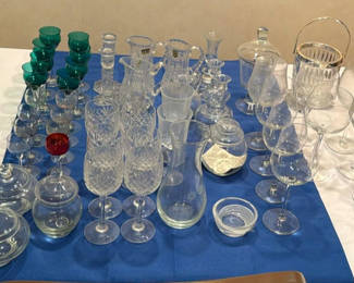 Lot 4: Assorted Glassware Collection