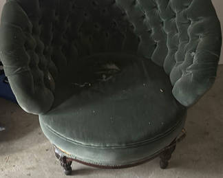 Lot 501: Pair of Green Tufted Upholstered Barrel Chairs and Green Tufted loveseat