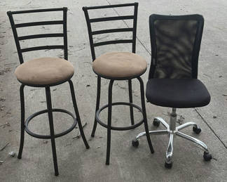 Lot 400: Two bar stools and an office chair