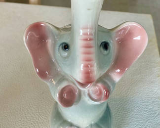 Lot 32: Ceramic Elephant-Shaped Shaker