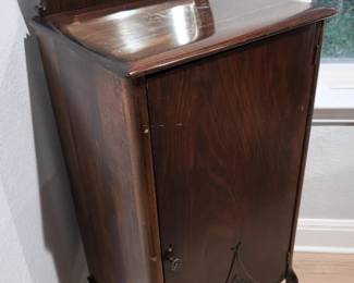 Music cabinet