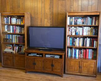 Solid Wood Bookcases with Cabinet Base