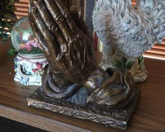 Vintage Austin Productions Praying Hands Sculpture