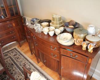Morganton furniture company, 1930s to 1950’s mahogany buffet