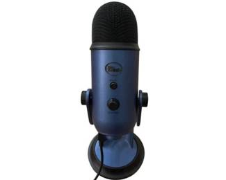 Blue Yeti Professional Multi-Pattern USB Condenser Microphone