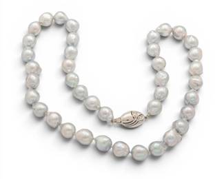 Lot 58 14k White Gold and Diamond Clasp, Gray Biwa Pearl Necklace