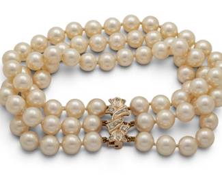 Lot 50 14k Yellow Gold and Diamond Clasp, Three-Strand Pearl, Bracelet