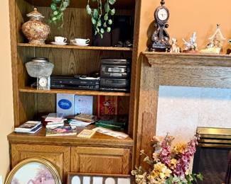 Frames and figurines 
