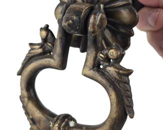 door knocker