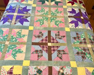 Vintage Handmade Quilt Full Size