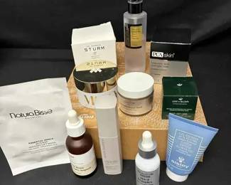 14CT633Assorted Beauty Products Hydration Masks