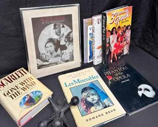 14CT666Classic Media Movie Books