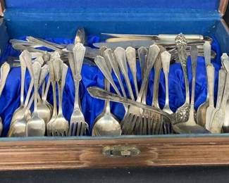 14CT669Silver Plate Flatware Mystery Lot