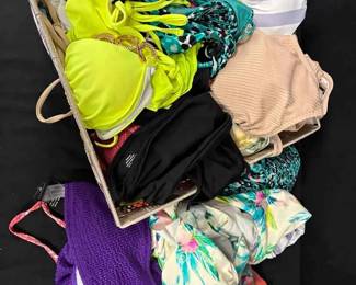 14KR188Womens Swimsuit Mystery Lot