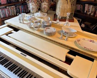 Baby Grand