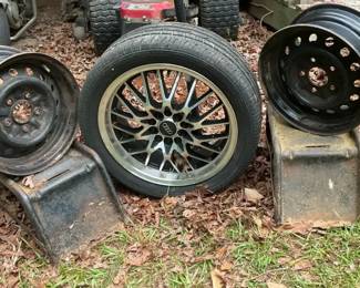 Audi Wheel with Tire, Steel Rims  Wheel Ramps