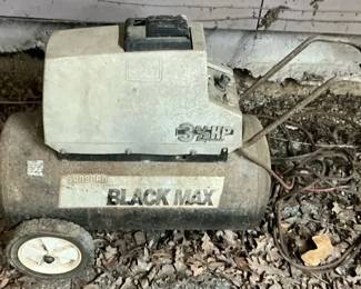 Sanborn Black Max 3 HP Portable Air Compressor