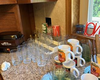 Coke dish ware