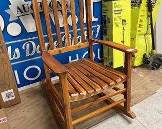 Woodlawn&Home Mission Style Rocking Chair