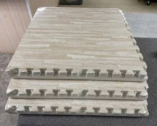Wood Grain Interlocking Foam Mat 24 x24 x0.47