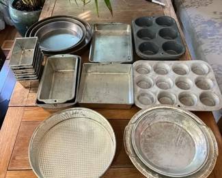 Assorted Bakeware Lot, Cake, Loaf, Cupcake, Pie Pans