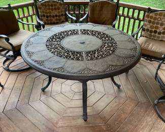 Hanamint St. Moritz Outdoor Round Dining Table