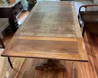 Wooden Dining Room Table With Removable Leaf