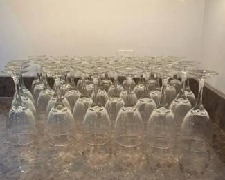 32 Piece Set of Wine Glasses Stemware