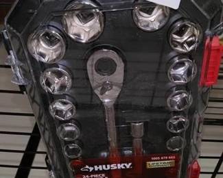 Husky 3/8 in. Drive Ratchet SAE/Metric Standard Socket Set (24-Piece)