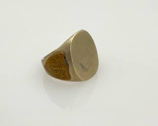 Signet Ring