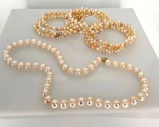 Pearl Necklace with Cultured Freshwater Pearl Bracelets