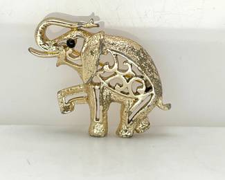 Sarah Coventry Elephant Brooch