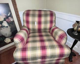 Arm chair plaid 