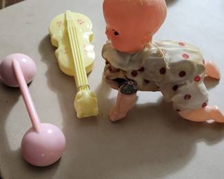 Wind up baby.  Rattles.
