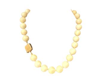 Vintage cream-colored beaded choker necklace