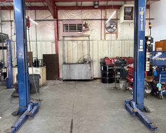 Forward Two Post Lift