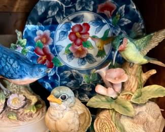 Porcelain bird figurines and hand painted hummingbird/hibiscus decorative plate