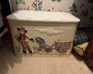 Vintage kids hamper