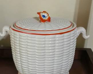 Vintage biscuit jar Made in Japan