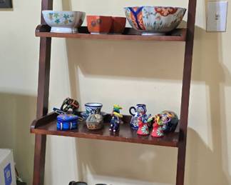 Lots of decorative items, furniture, wall art, etc
